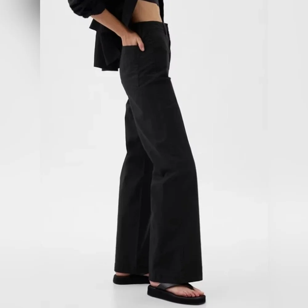 GAP High Rise Stride Wide Leg Canvas Khakis Ankle Pants Black Size 12 NWT RT$80